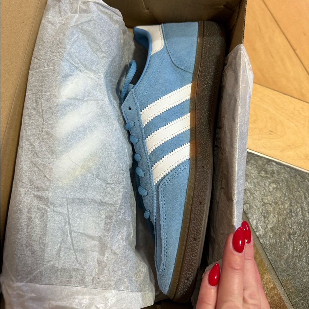 Adidas Handball Spezial Light Blue 9 $130 - Picture 6 of 7